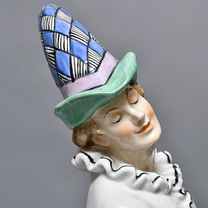 Антикварная Фарфоровая статуэтка Арт Деко «ШУТ», Karl Ens Германия, первая половина ХХ века. 