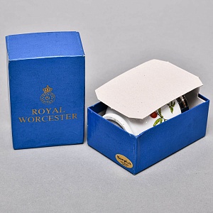 Фарфоровый Кодлер «Садовые ягоды» на 2 яйца, ROYAL WORCHESTER, Англия. 