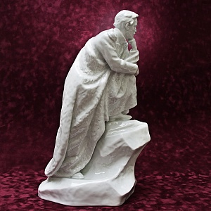 Редкость! Авторская Фарфоровая статуэтка «Лермонтов на скале», СССР ЛФЗ.