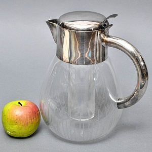 Винтажный Стеклянный Графин - Кувшин на 3.3 литра с Колбой для льда, Silverplated Германия.