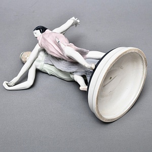 Антикварная Фарфоровая статуэтка «Танцующие девушки», Karl Ens Германия, первая половина ХХ века. 