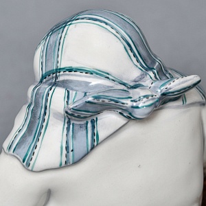 Авторская Коллекционная Фарфоровая Статуэтка «Укутыш - Прогулка с Мишкой», Россия.