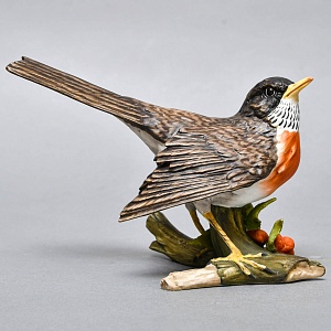 Бисквит! Коллекционная Фарфоровая статуэтка «Птица - Певчий дрозд» KAISER Porzellan Германия - 1979 год.