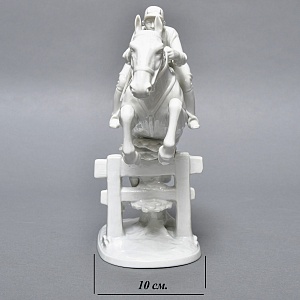 Коллекционная Фарфоровая статуэтка «Наездница. Женский Конкур», ROSENTHAL Германия, 1938 - 1948 годы.