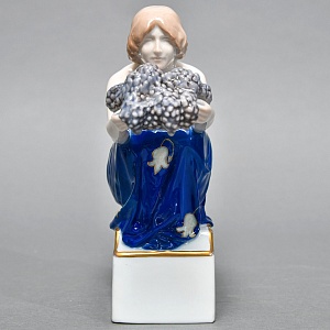 Антикварная Фарфоровая статуэтка «Девушка с виноградом», ROSENTHAL Германия, 1923 - 1933 годы. 