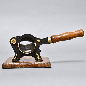 Редкость! Антикварный Настольный Нож - Гильотина для обрезки сигар. Германия начала ХХ века.