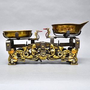 Редкость! Антикварные Чугунные Кухонные Весы на 3 кг., Варшава, Польша-1925 год.