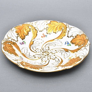 Коллекционное Блюдо - Тарелка «ЦВЕТЫ И ЛИСТЬЯ», Фарфор MEISSEN Германия, первая половина ХХ века. 