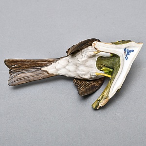 Бисквит! Коллекционная Фарфоровая статуэтка «Птица - Певчий дрозд» KAISER Porzellan Германия - 1979 год.