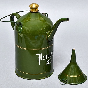 Антикварная Канистра для бензина с воронкой - Эмалированный Бидон на 3 литра, Германия начало ХХ века.