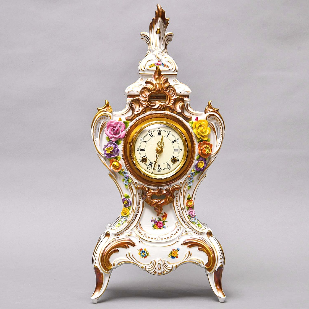 Большие Каминные Механические Фарфоровые Часы с боем «Букет из Роз», Franz Hermle & Sohn Германия 50 гг.
