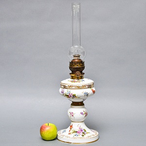 Старинная Керосиновая Фарфоровая Лампа MATADOR Ludwigsburg Германия, начало ХХ века.