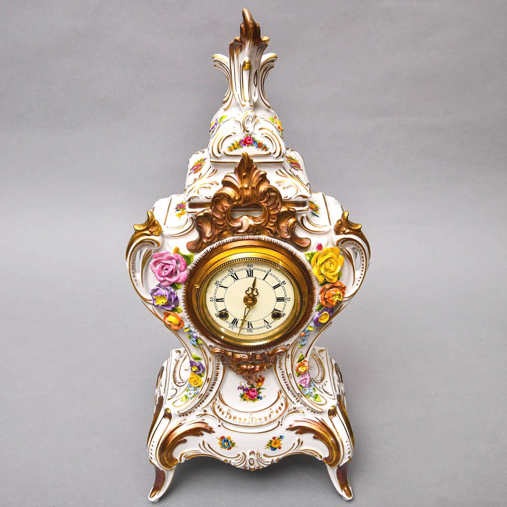 Большие Каминные Механические Фарфоровые Часы с боем «Букет из Роз», Franz Hermle & Sohn Германия 50 гг.