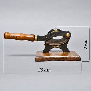 Редкость! Антикварный Настольный Нож - Гильотина для обрезки сигар. Германия начала ХХ века.