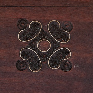 Набор - Винтажные Игральные Карты 2 × 55 карт в деревянной шкатулке, Франция середина ХХ века.