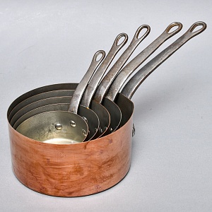 Винтажный Набор из 5-ти Медных Ковшиков разных размеров Франция, 70-е годы ХХ века!