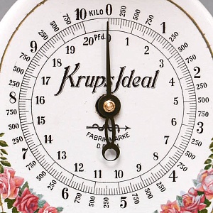 Антикварные Кухонные Весы «Гирлянда из Роз» в Фарфоровом корпусе KRUPS IDEAL, Германия -1915 год. 