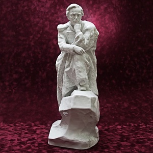 Редкость! Авторская Фарфоровая статуэтка «Лермонтов на скале», СССР ЛФЗ.