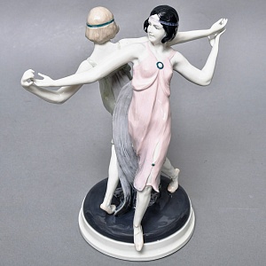 Антикварная Фарфоровая статуэтка «Танцующие девушки», Karl Ens Германия, первая половина ХХ века. 
