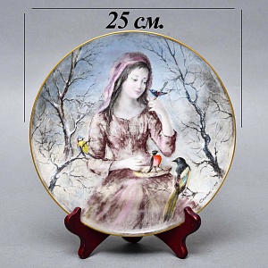 Коллекционная Фарфоровая тарелка «Девушка - Зима», Henri d'Arceau - Limoges Франция, 1979 год. 