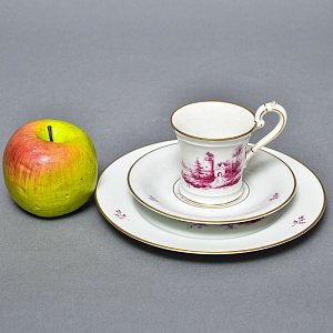 Фарфоровая Кофейная пара + тарелка «Пейзаж с башней», Hochst Германия, середина XX века. 