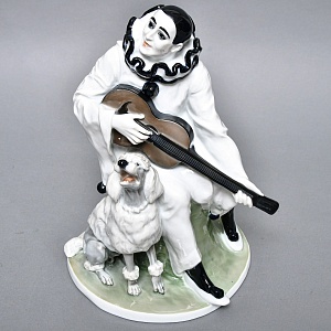 Антикварная Фарфоровая статуэтка «Пьеро с гитарой и пудель», Rosenthal Германия - 1924 год. 