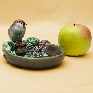 Редкость! Фаянсовая Пепельница - Мелочёвница - Статуэтка «Воробей» СССР ЗиК Конаково - 1959 год. 