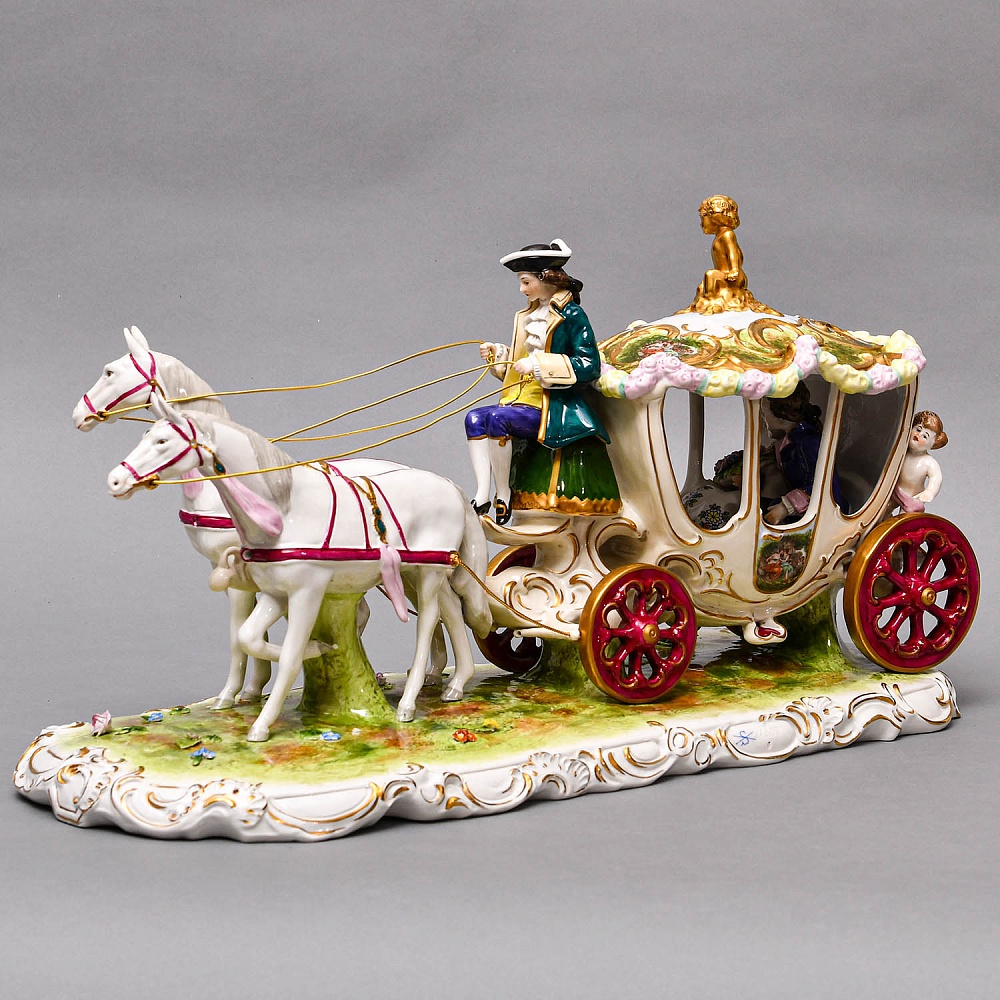 Большая Фарфоровая статуэтка «Карета с влюбленной парой», Scheibe Alsbach Германия, 1925 - 1962 гг. 