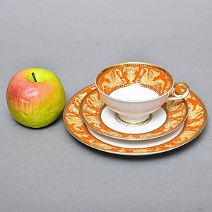 Коллекционная Фарфоровая Чайная тройка «Золотые грифоны», Kaiser Германия, 1979 - 1990 годы. 