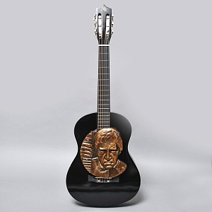 Авторское Настенное Панно «Гитара и Владимир Высоцкий», медь, СССР 80-е годы ХХ века.