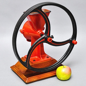 Большая Антикварная Чугунная Ручная Механическая Мельница - Кофемолка, Германия начало ХХ века. 