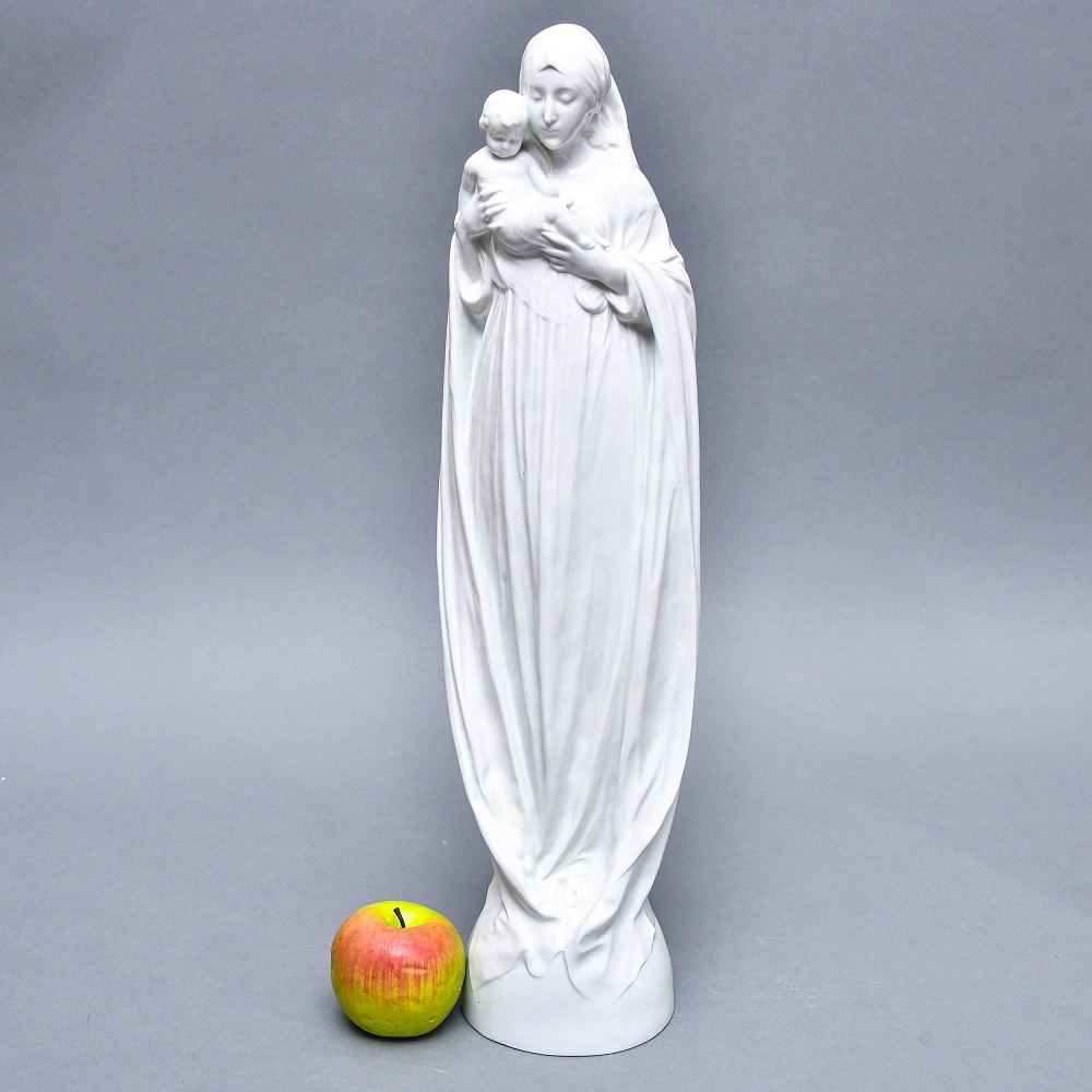 Большая Коллекционная статуэтка «Мадонна с младенцем», Фарфор ROSENTHAL Германия - 1938 год.