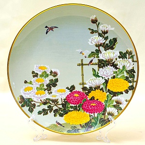 Коллекционная Тарелка - Блюдо «Ноябрь» - «Щеглы и Астры» Фарфор, Franklin Mint Япония, 1979 год.