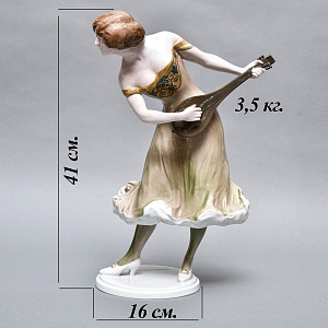 Антикварная Фарфоровая статуэтка «Карнавал. Девушка с лютней», Rosenthal Германия - 1914 год. 