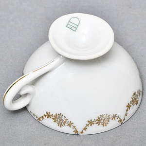 Антикварная Фарфоровая Кофейная пара «Две нимфы и путти», Erdmann Schlegelmilch Германия. 