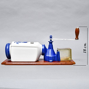 Старинная Настенная Ручная Механическая Кофемолка EREKA, Германия 50-е гг. ХХ века.