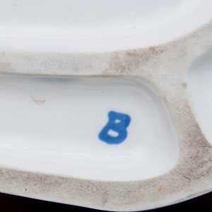 Редкость! Фарфоровая Статуэтка «Хоккеист» ROYAL DUX BOHEMIA, Чехословакия -50-е годы ХХ века.