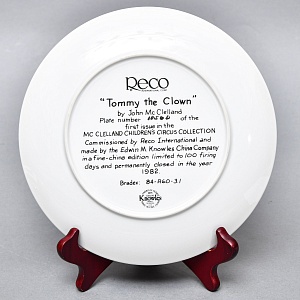 Коллекционная Фарфоровая Тарелка «Томми - Маленький клоун», RECO США - 1982 год.