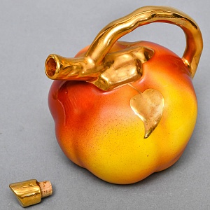 Фарфоровый Ликерный набор «ЯБЛОЧКИ» - 7 предметов, Франция, середина ХХ века. 