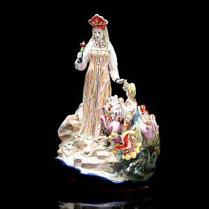 Большая Коллекционная Фарфоровая статуэтка «Хозяйка Медной горы»,СССР Дулево - 1957 год.