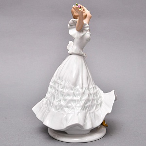 Большая Коллекционная Фарфоровая статуэтка «Танцовщица», ВАЛЕНДОРФ - WALLENDORF  Германия.