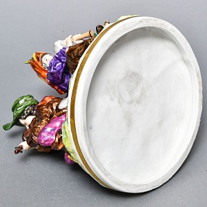 Коллекционная Фарфоровая статуэтка «Средневековые музыканты», Германия середина XX века.