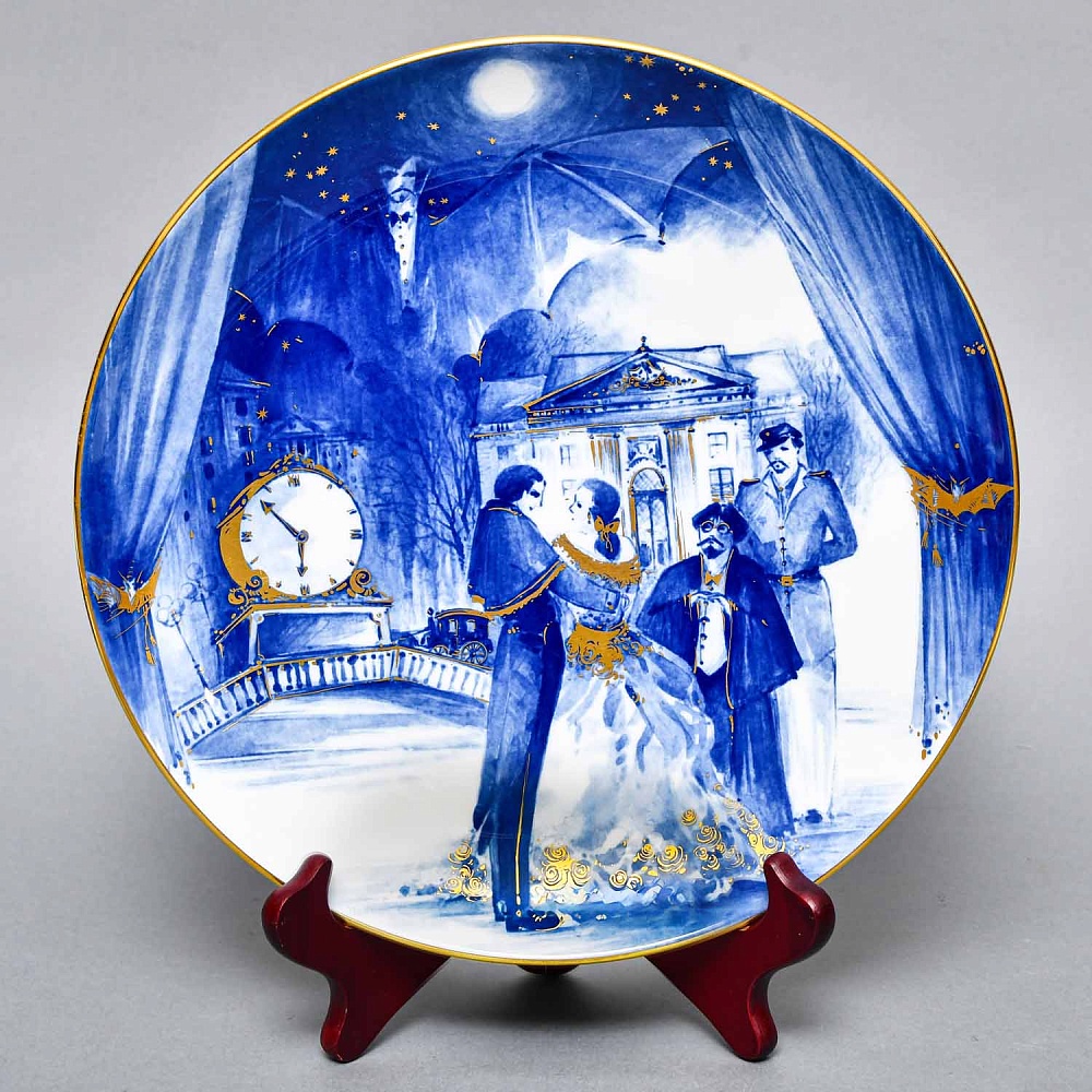  Коллекционная Фарфоровая Тарелка - Блюдо «Летучая мышь», MEISSEN Германия - 2007 год.