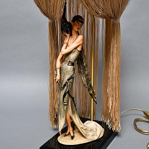 Редкость! Настольная Электрическая Лампа - Светильник «Дама с Павлином», Florence Италия -1987 год.