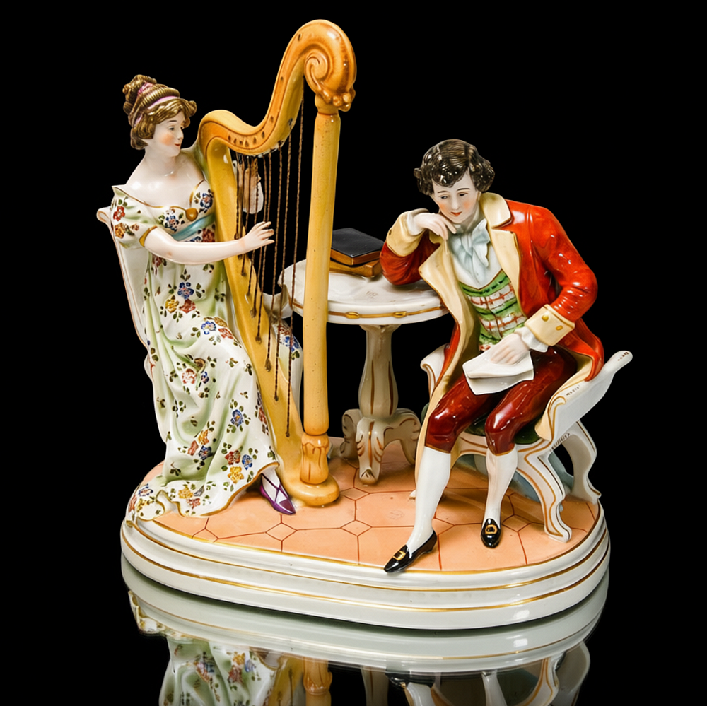Антикварная Статуэтка «Арфистка и Кавалер - Репетиция», фарфор Scheibe - Alsbach, Германия.
