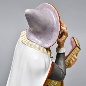 Антикварная Фарфоровая скульптура «Паяц с мандолиной», ROSENTHAL Германия - 1922 год.