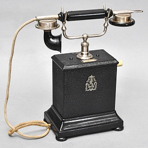 Старинный Настольный Телефонный аппарат - Телефон «LM Ericsson & Со», Бельгия -1905 год.