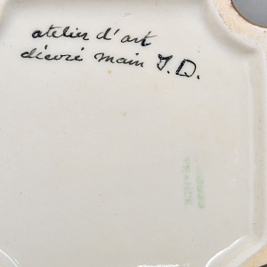 Антикварный Парфюмерный набор - три Флакона и Шкатулка, Limoges Франция, конец XIX - начало ХХ века. 