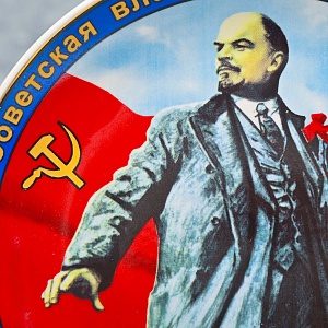 Коллекционная Фарфоровая Тарелка «ЛЕНИН В.И.» из серии «Руководители СССР», ДФЗ Вербилки, Россия.