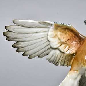 Коллекционная Фарфоровая статуэтка «Птица. Взлетающая Сойка», Hutschenreuther Германия.